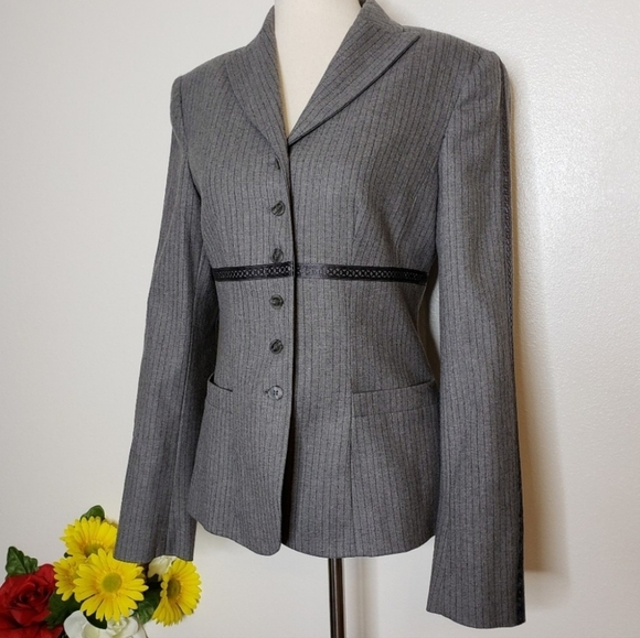 NEW RARE Worth Luxury Wool Pinstripe Blazer Gray Womens Jacket Office Tailored - Picture 11 of 11